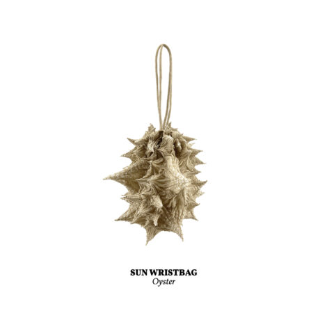sun_wristbag_oyster-scaled